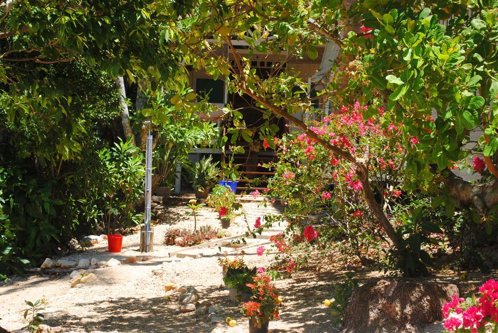 Alam Indah Beach Resort Busuanga Εξωτερικό φωτογραφία